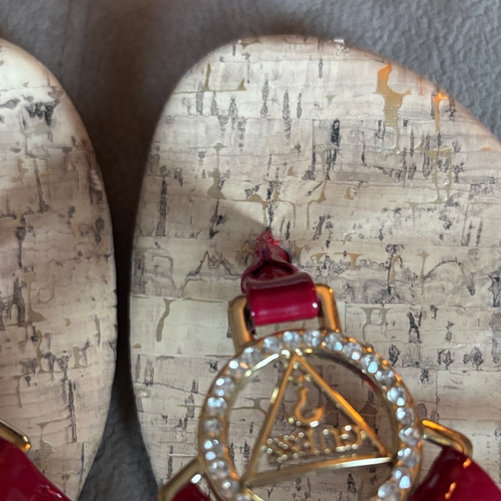 Guess Women's Red Sandals with Gold Details - Picture 5 of 6